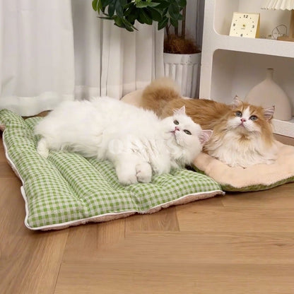 Calming Cat Cave Bed — Cozy Covered Hideaway