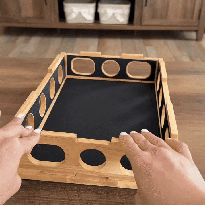 Cat Scratch Box — Files Claws as They Play
